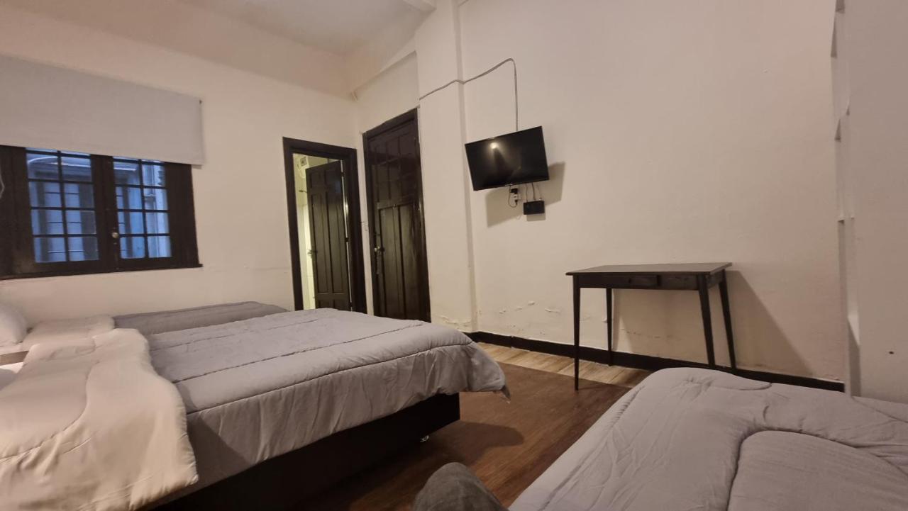 Nuevo Hotel Aramaya モンテビデオ エクステリア 写真